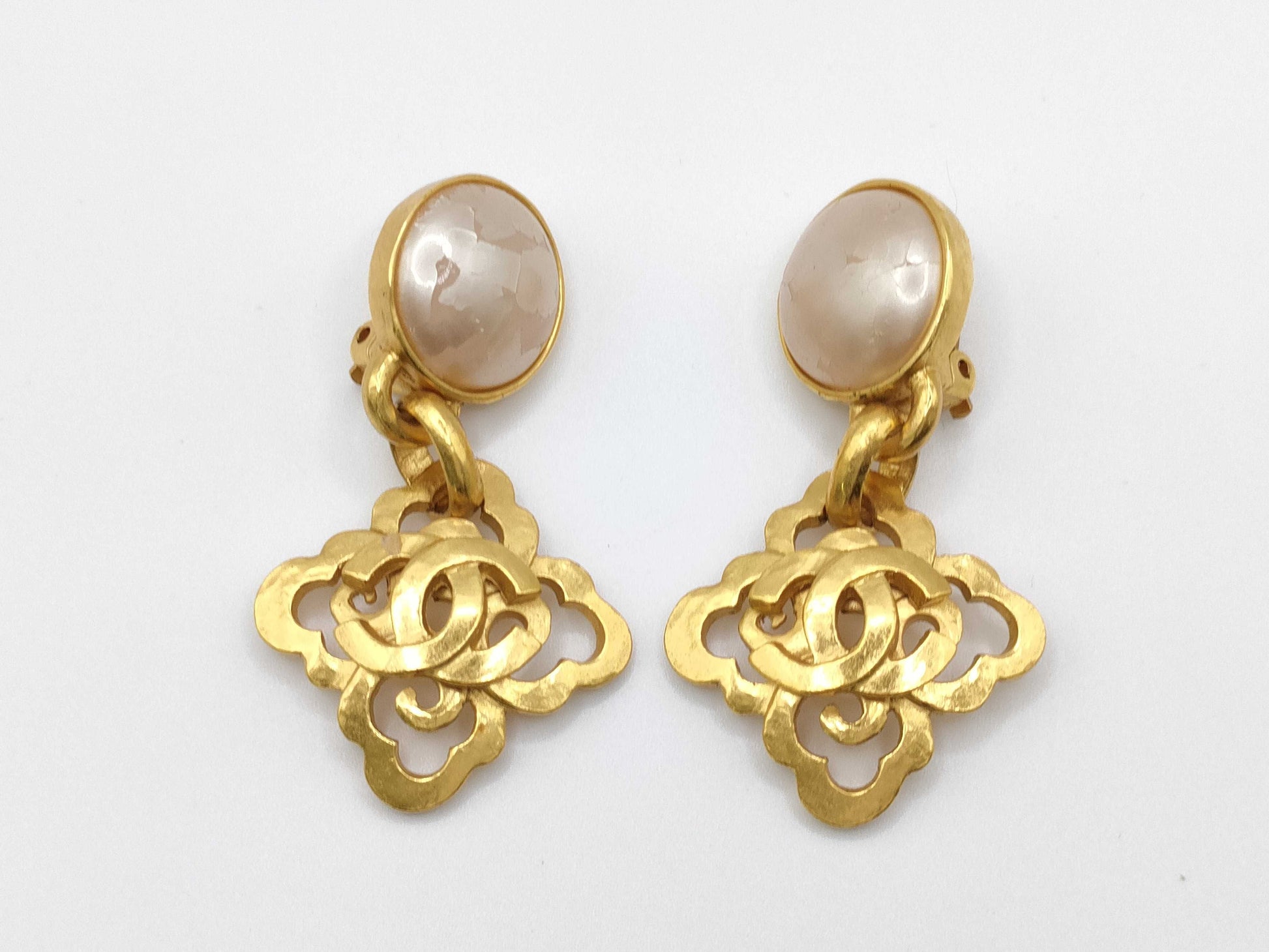 CHANEL Coco Mark 97P Earrings Pearl Earrings