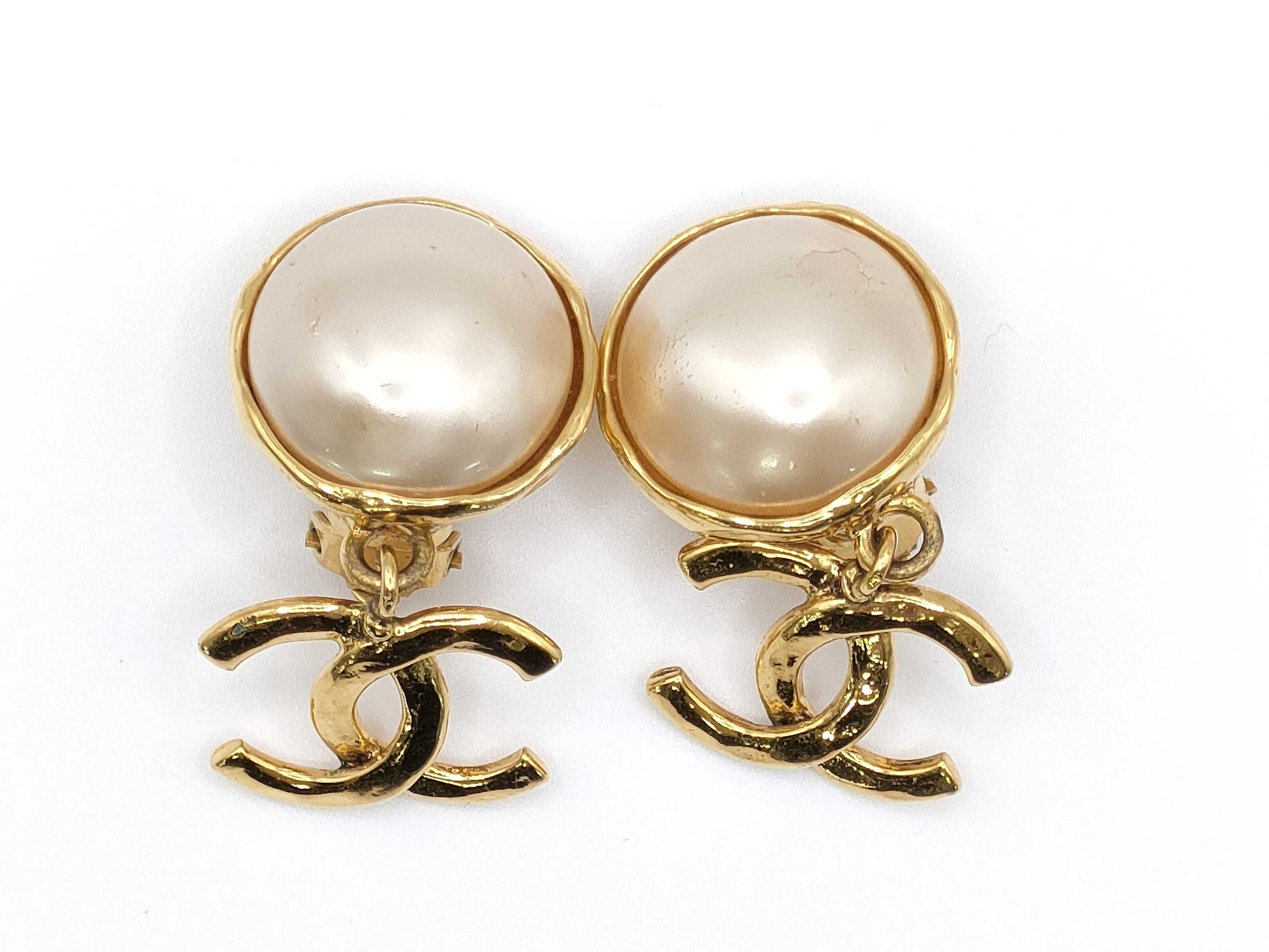 CHANEL Coco Mark Pearl Earrings