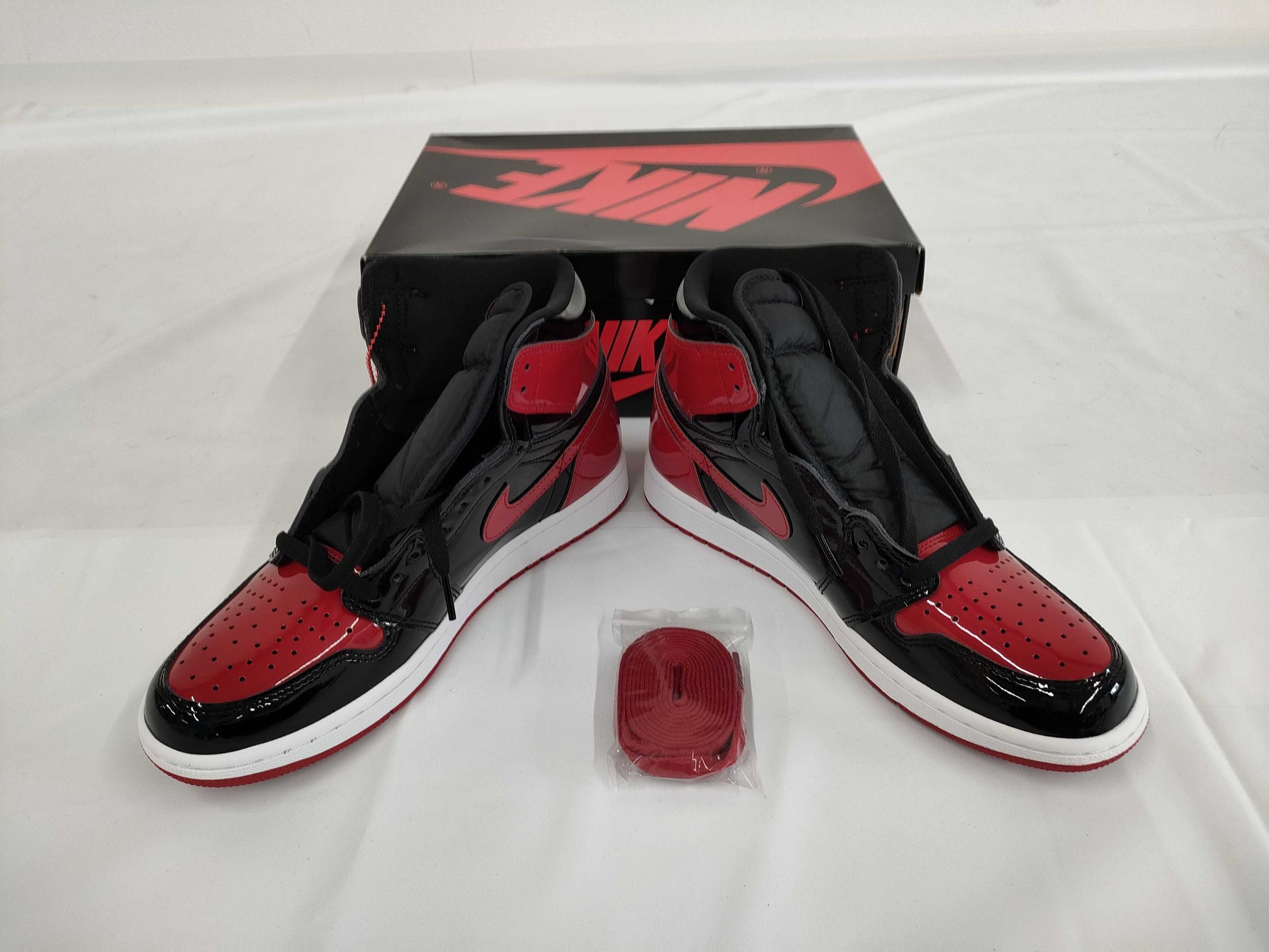 NIKE AJ1 Air Jordan 1 Patent 555088-063 Size 27cm Sneakers