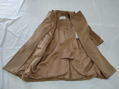 MaxMara MAXMARA MaxMara Coat with Belt, Cashmere, Size 38