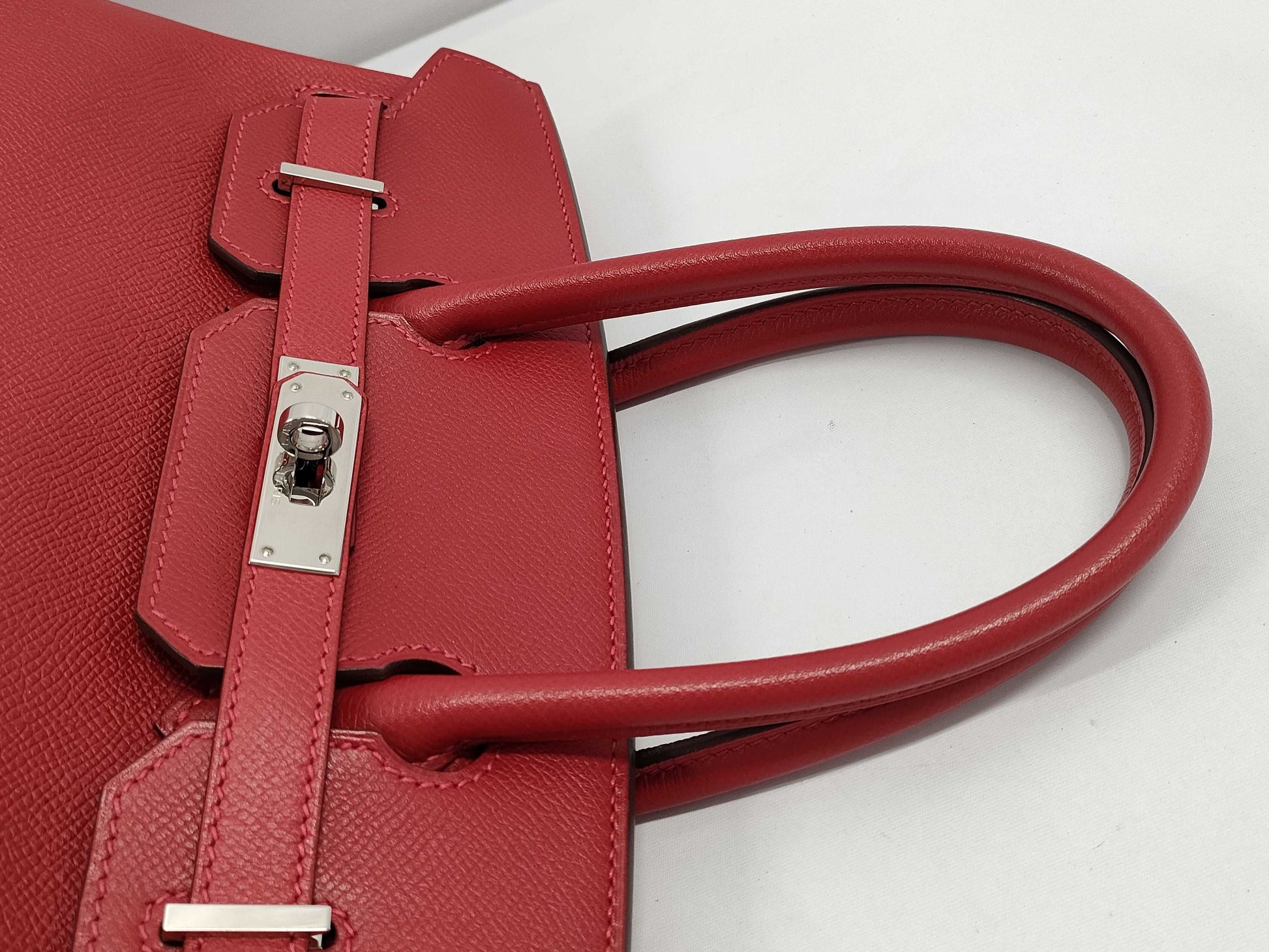 HERMES Birkin 30 Epson Rouge Cazac Handbag with Q Stamp