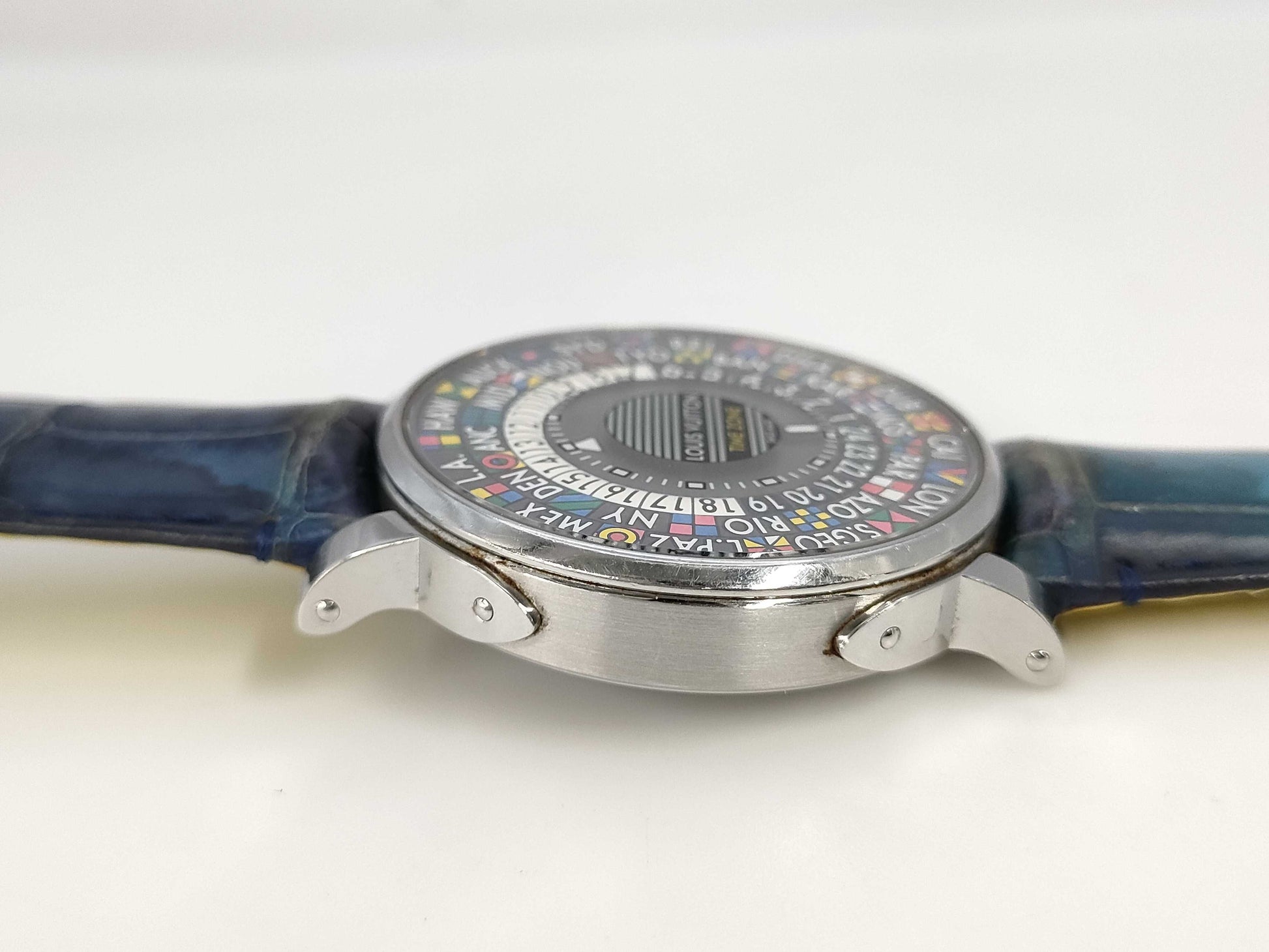 LOUIS VUITTON Escale Timezone Q5D20 TI9041 Automatic Men's Watch