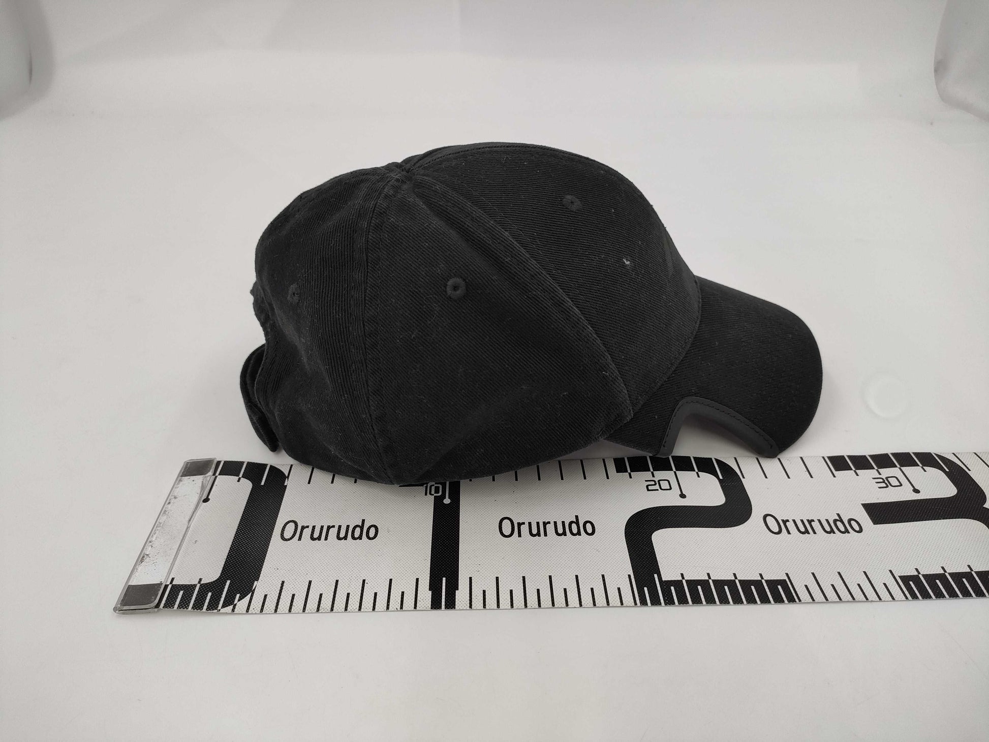 BALENCIAGA Caps and other accessories