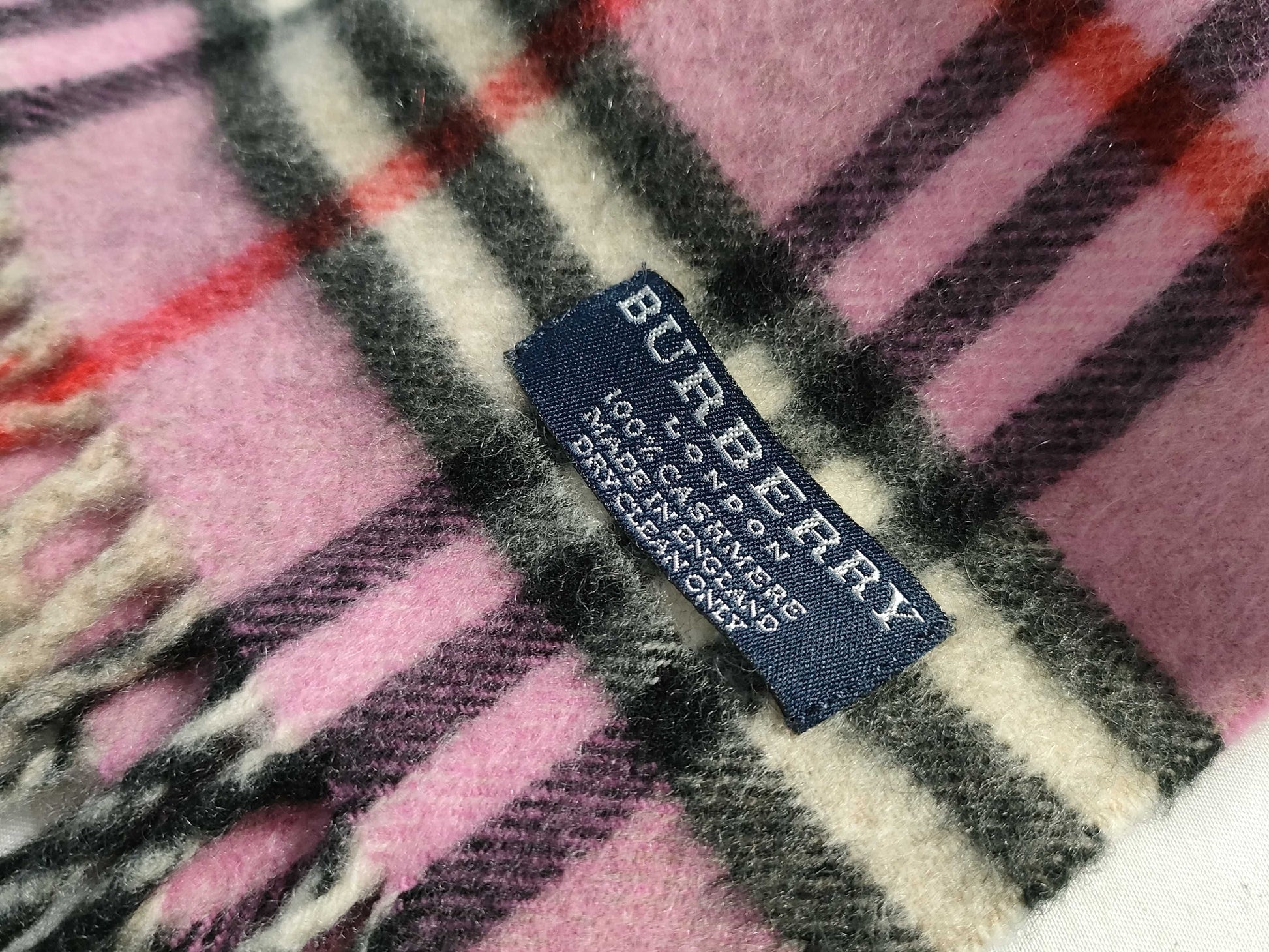 BURBERRY 100% Cashmere Nova Check Scarf Pink
