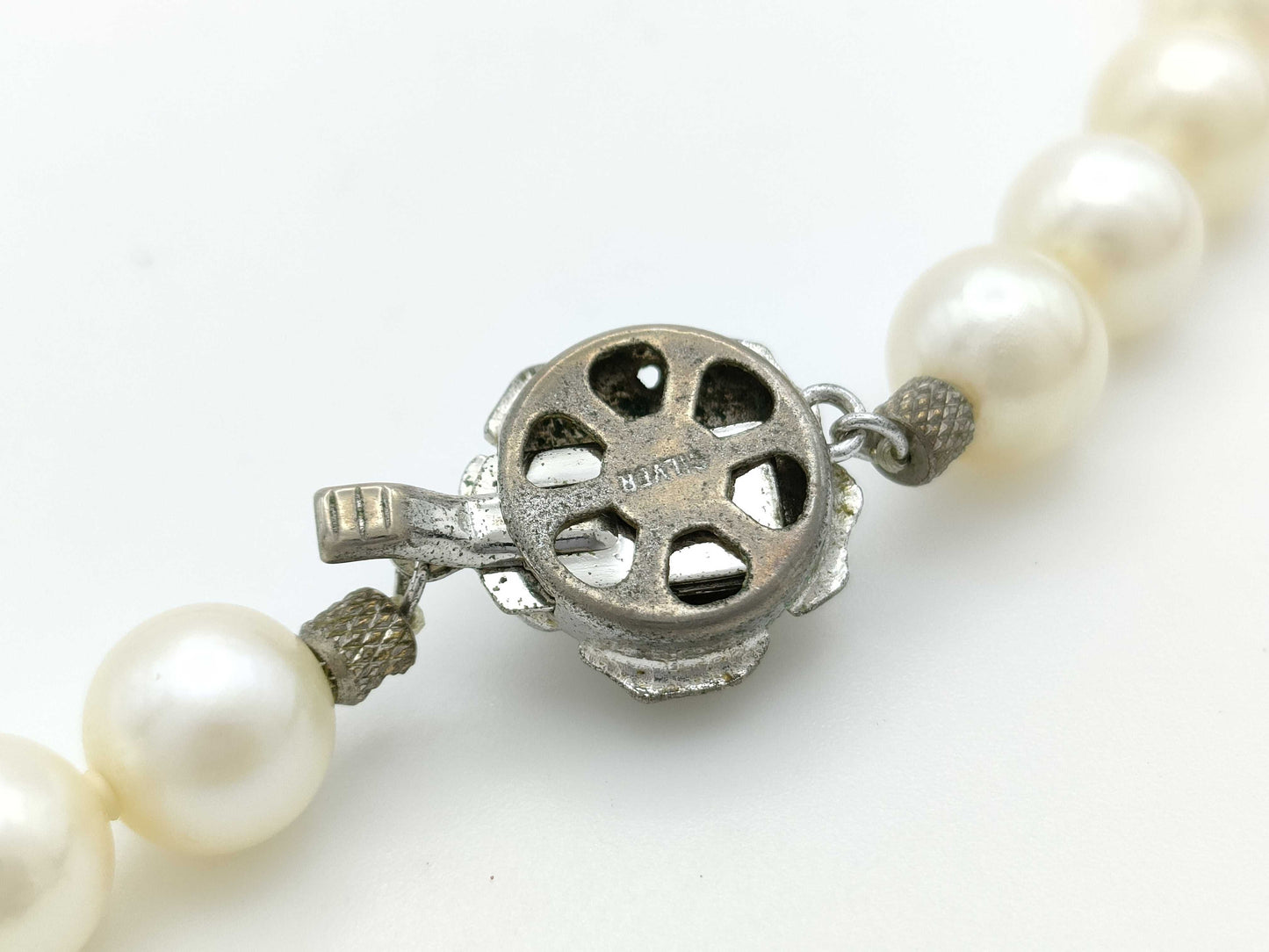 Pearl diameter approximately 8.4mm-8.9mm, Sterling Silver, 46.0g, Necklace 