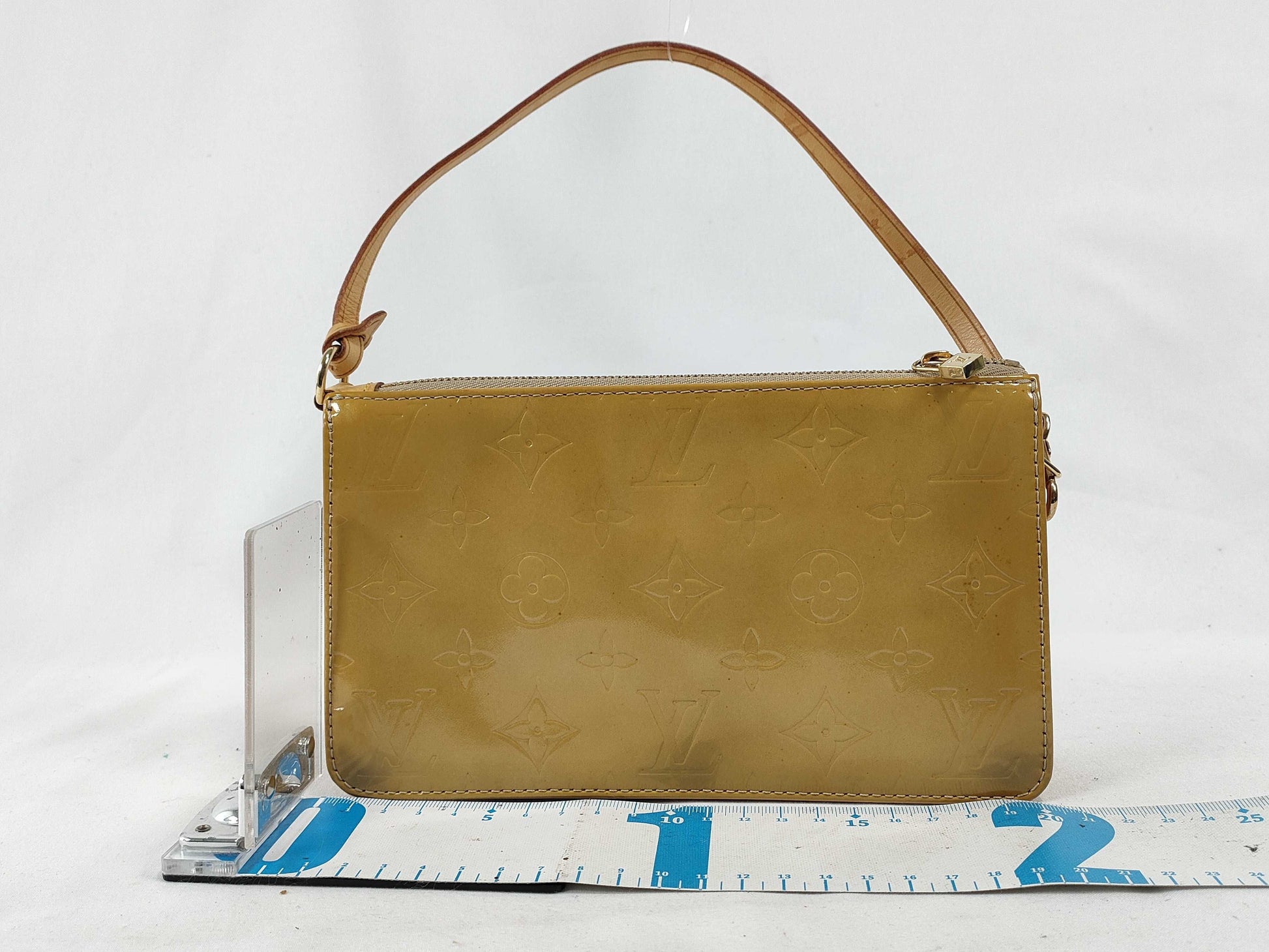 LOUIS VUITTON Vernis Louis Vuitton Lexington Handbag