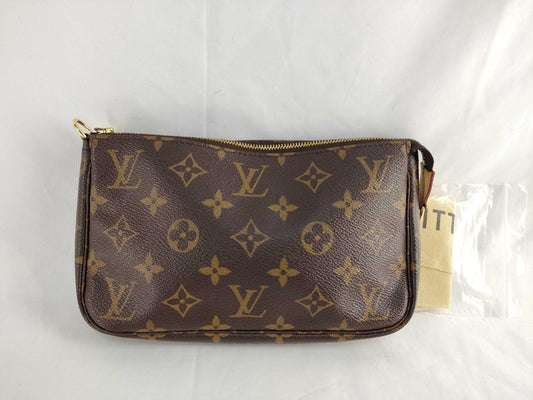 LOUIS VUITTON Monogram Accessory Pouch