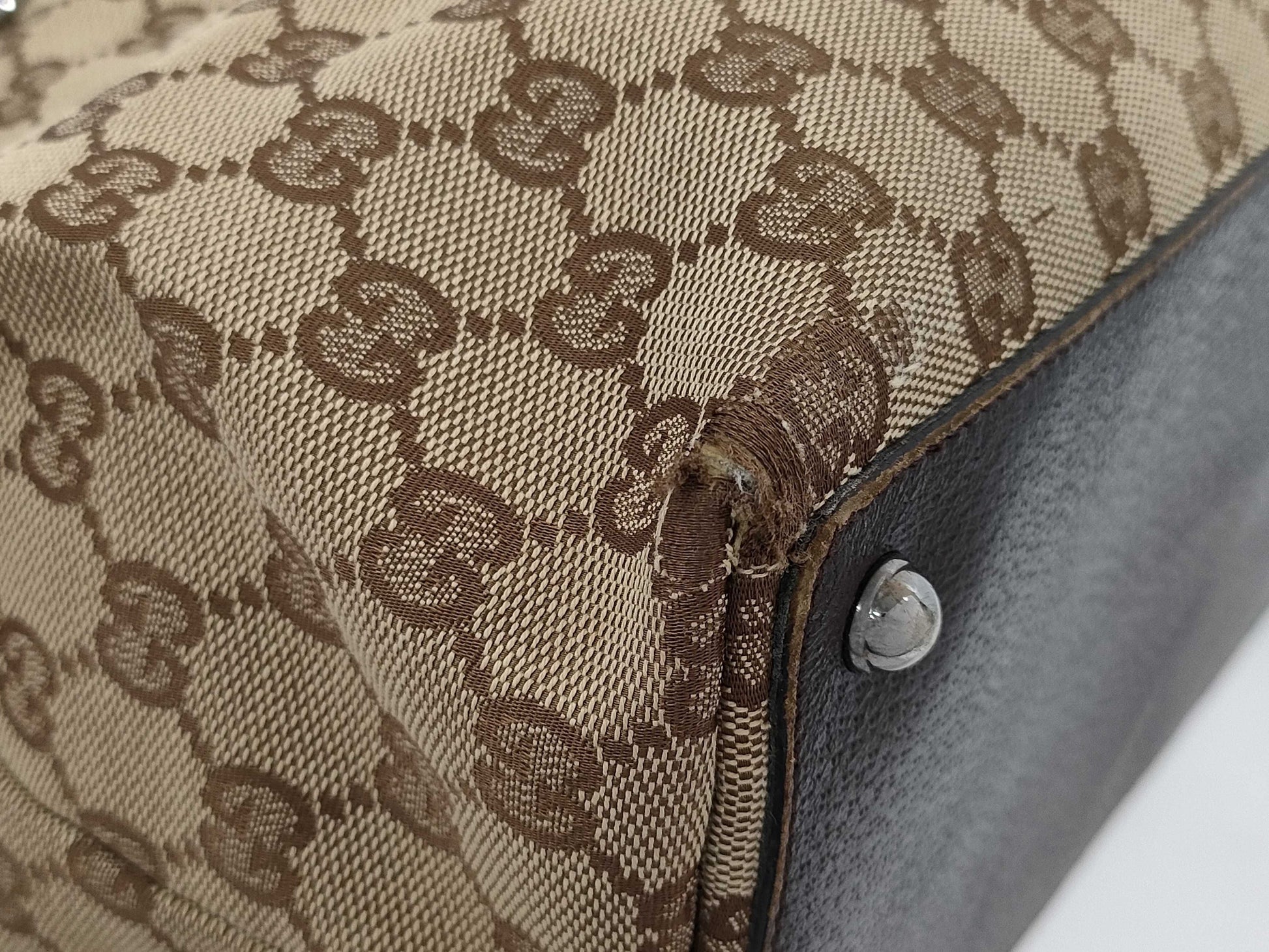 GUCCI GG Canvas 120838 Leather Tote Bag