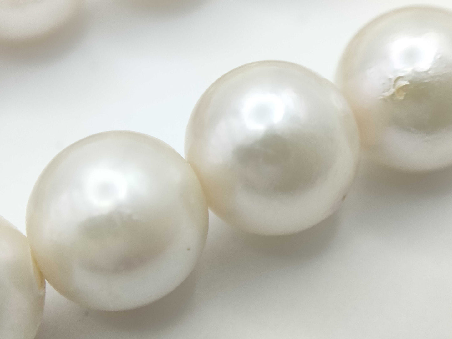 Pearl diameter approximately 8.5-8.8mm, Sterling Silver, 47.9g, Necklace 