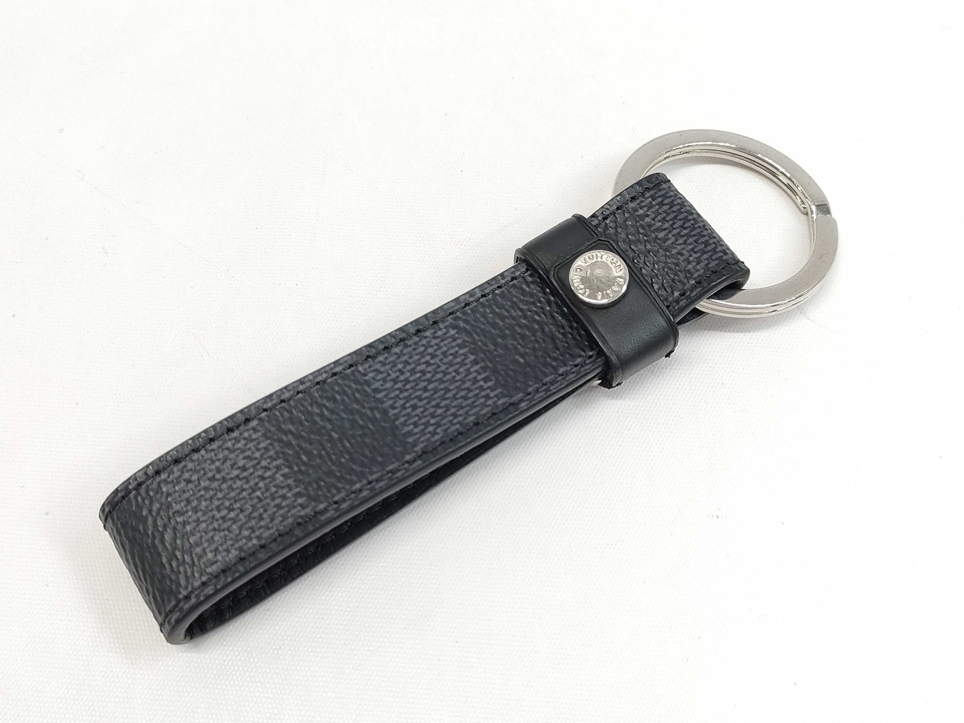 LOUIS VUITTON Damier Graphite Dragonne M62706 Key Case/Key Holder