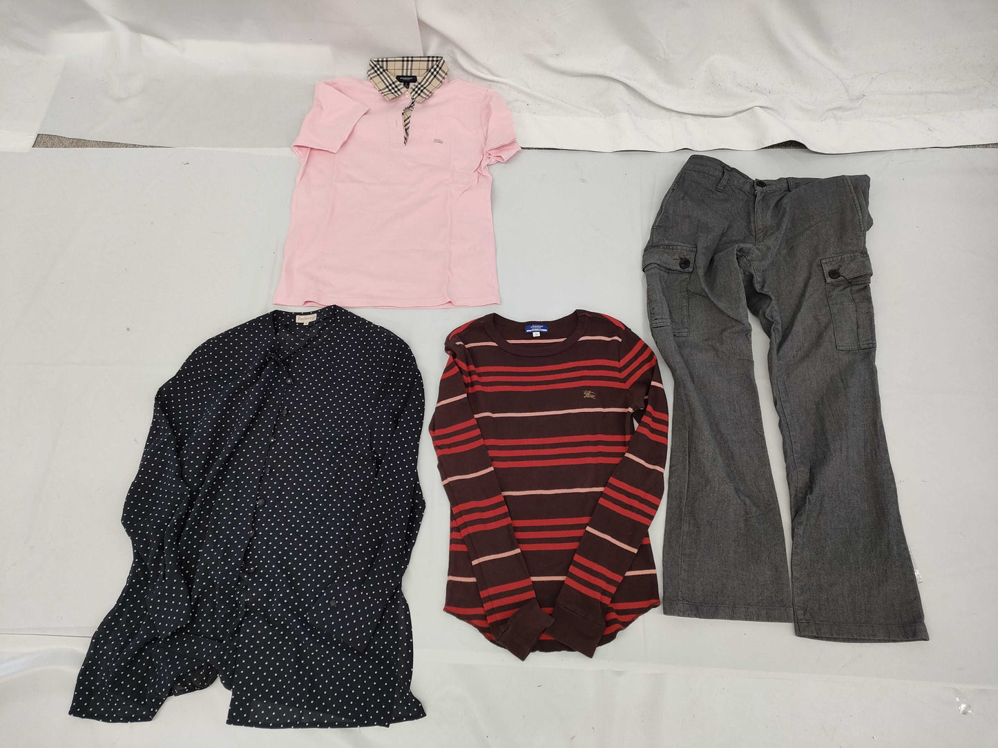 BURBERRY / 4 pieces of clothing / As is Tops