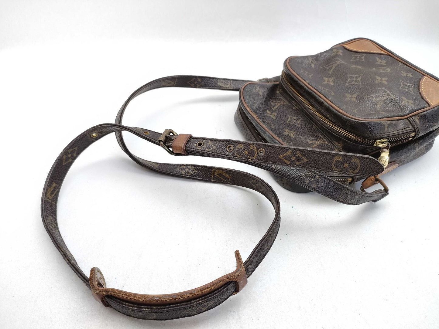 LOUIS VUITTON Monogram LOUIS VUITTON Amazon Monogram Shoulder Bag