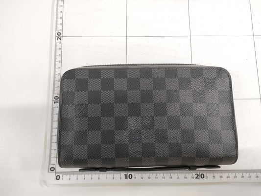 LOUIS VUITTON Damier Zippy Wallet XL Wallet