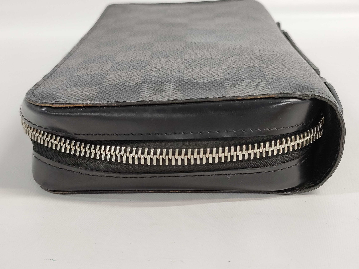 LOUIS VUITTON Damier Zippy Wallet XL Wallet