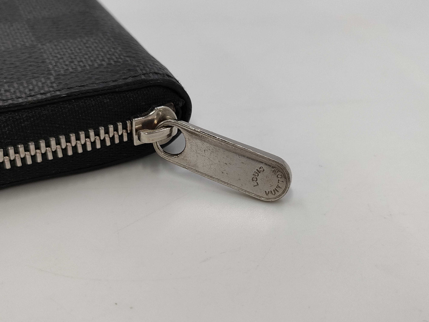 LOUIS VUITTON Zippy Coin Purse Damier Graphite Coin Case