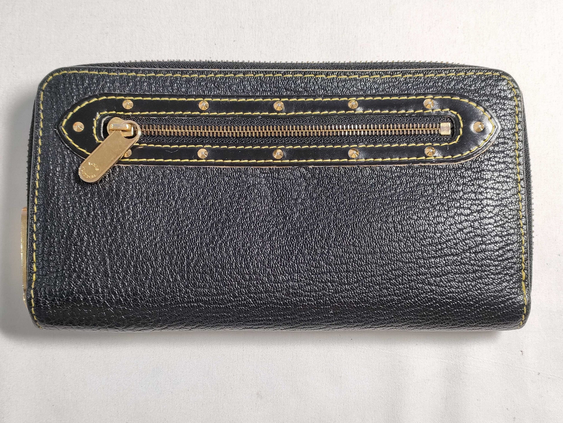 LOUIS VUITTON Suhali Studded Zippy Wallet Long Wallet