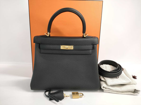 HERMES Kelly 25 Togo Black Handbag with Gold Hardware and Double Stamp