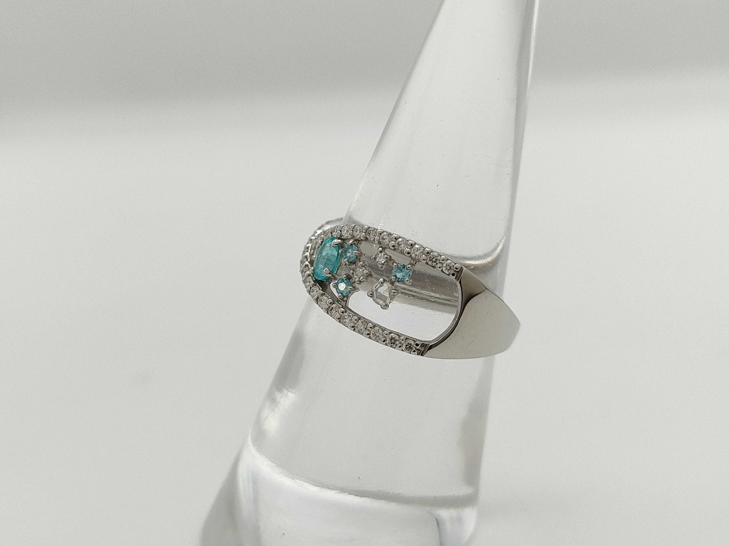 Paraiba tourmaline 0.12ct/0.05ct D0.21ct PT900 4.8g ring 