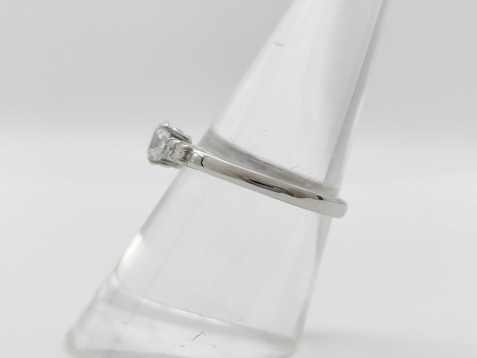D0.509ct FD0.18ct PT900 3.3g Ring 
