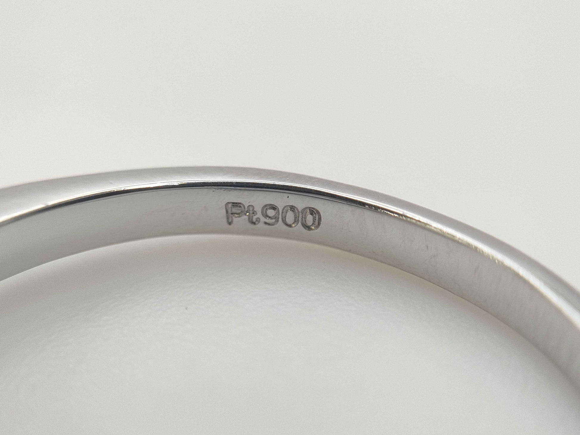 D0.509ct FD0.18ct PT900 3.3g Ring 