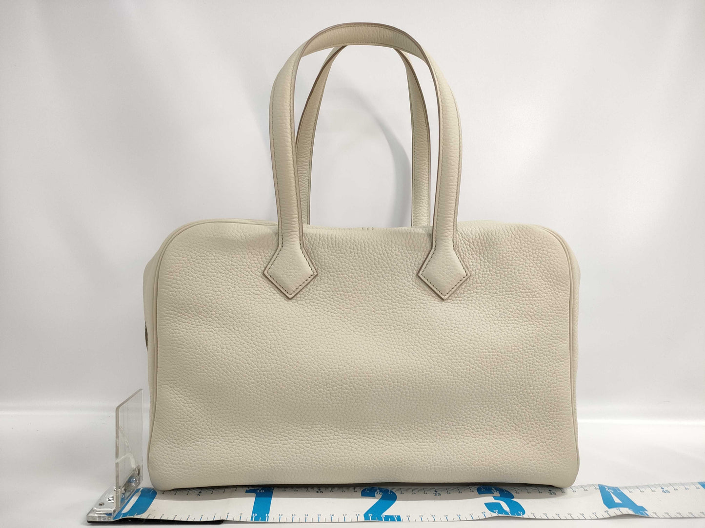 HERMES Victoria 35 D engraved 2019 handbag