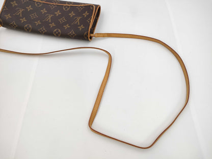 LOUIS VUITTON Monogram Pochette Twin GM M51852 CA1929 Brown Shoulder Bag