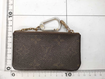 LOUIS VUITTON LOUIS VUITTON Monogram M62650 Coin Case