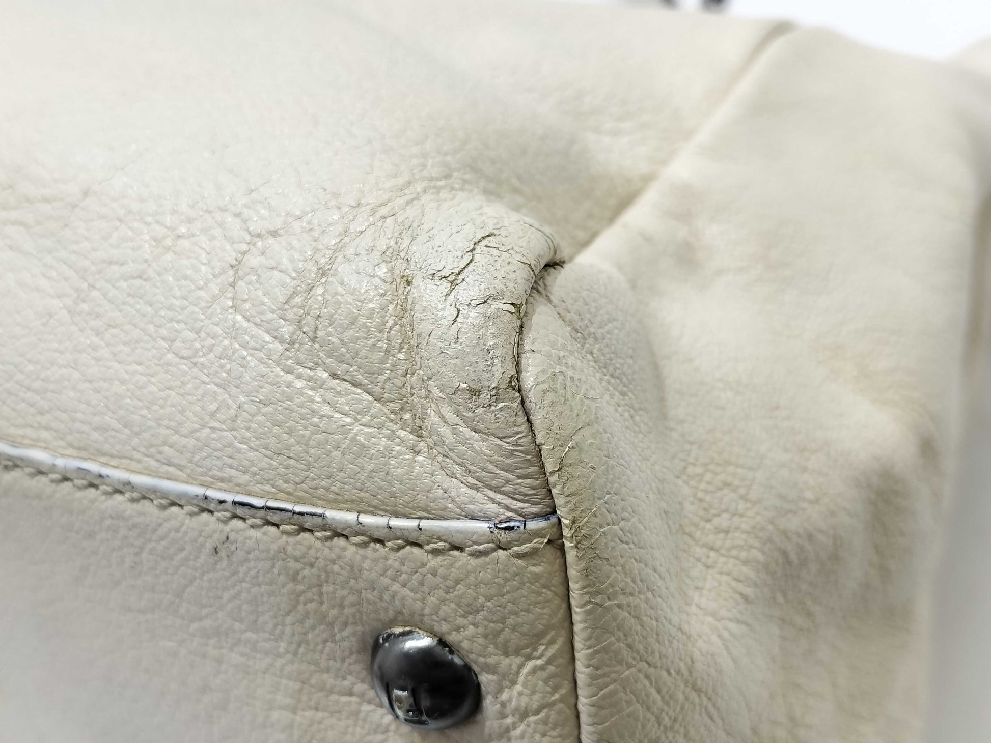 FENDI Peekaboo Medium 2-way Shoulder Bag/Handbag