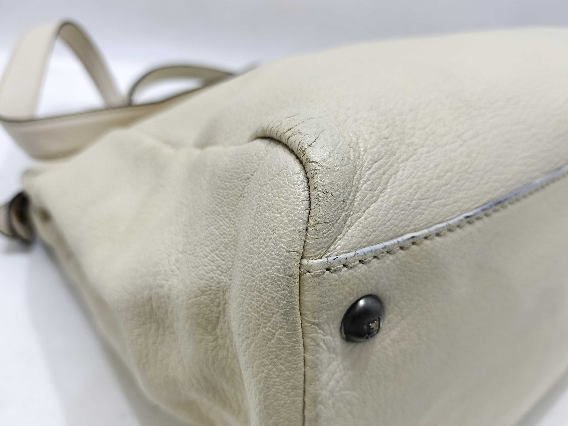 FENDI Peekaboo Medium 2-way Shoulder Bag/Handbag