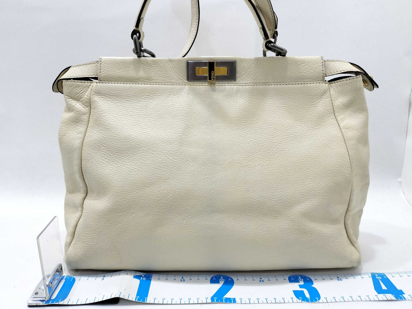 FENDI Peekaboo Medium 2-way Shoulder Bag/Handbag