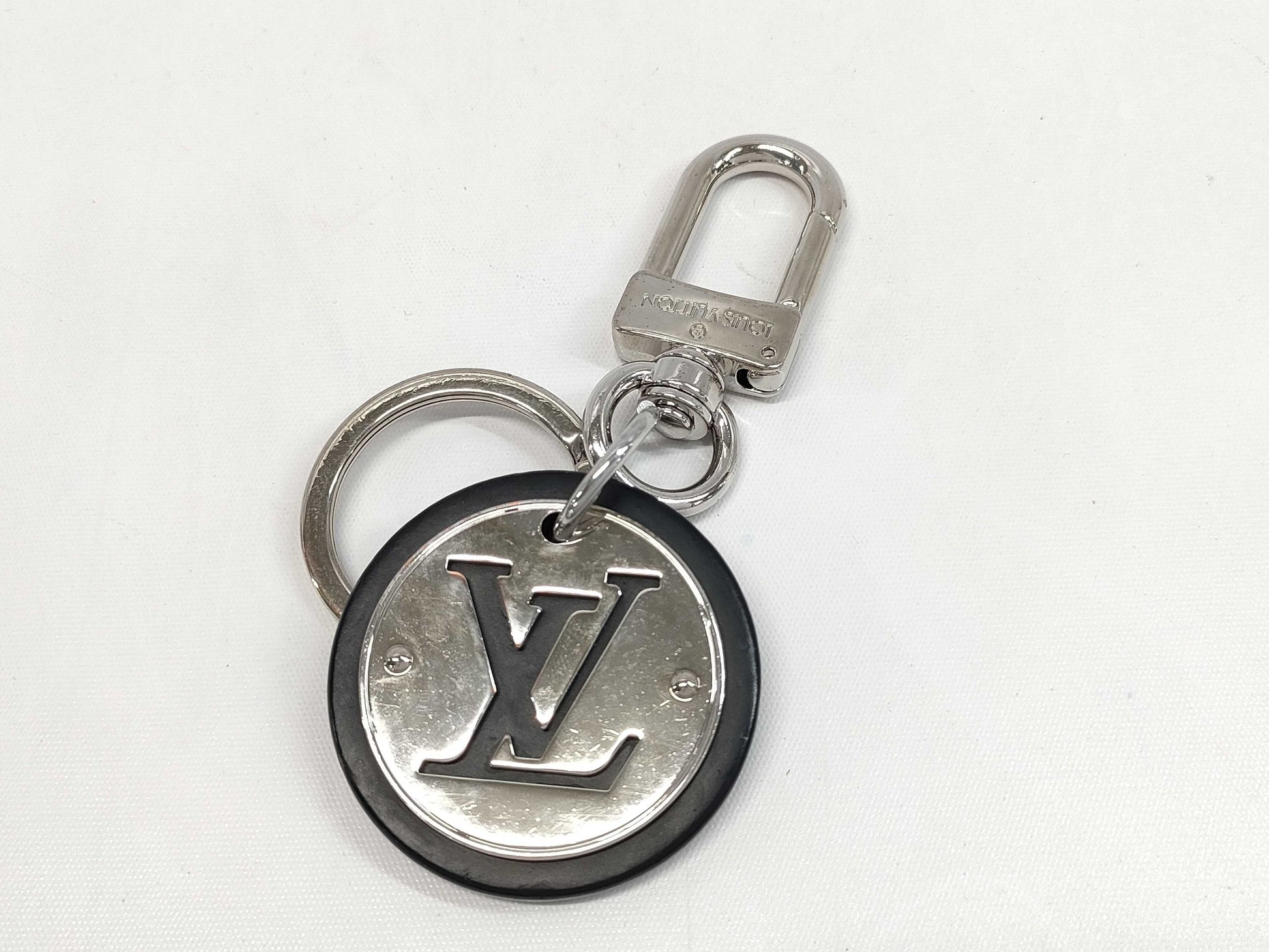 LOUIS VUITTON LV Circle M67362 Key Case/Key Holder
