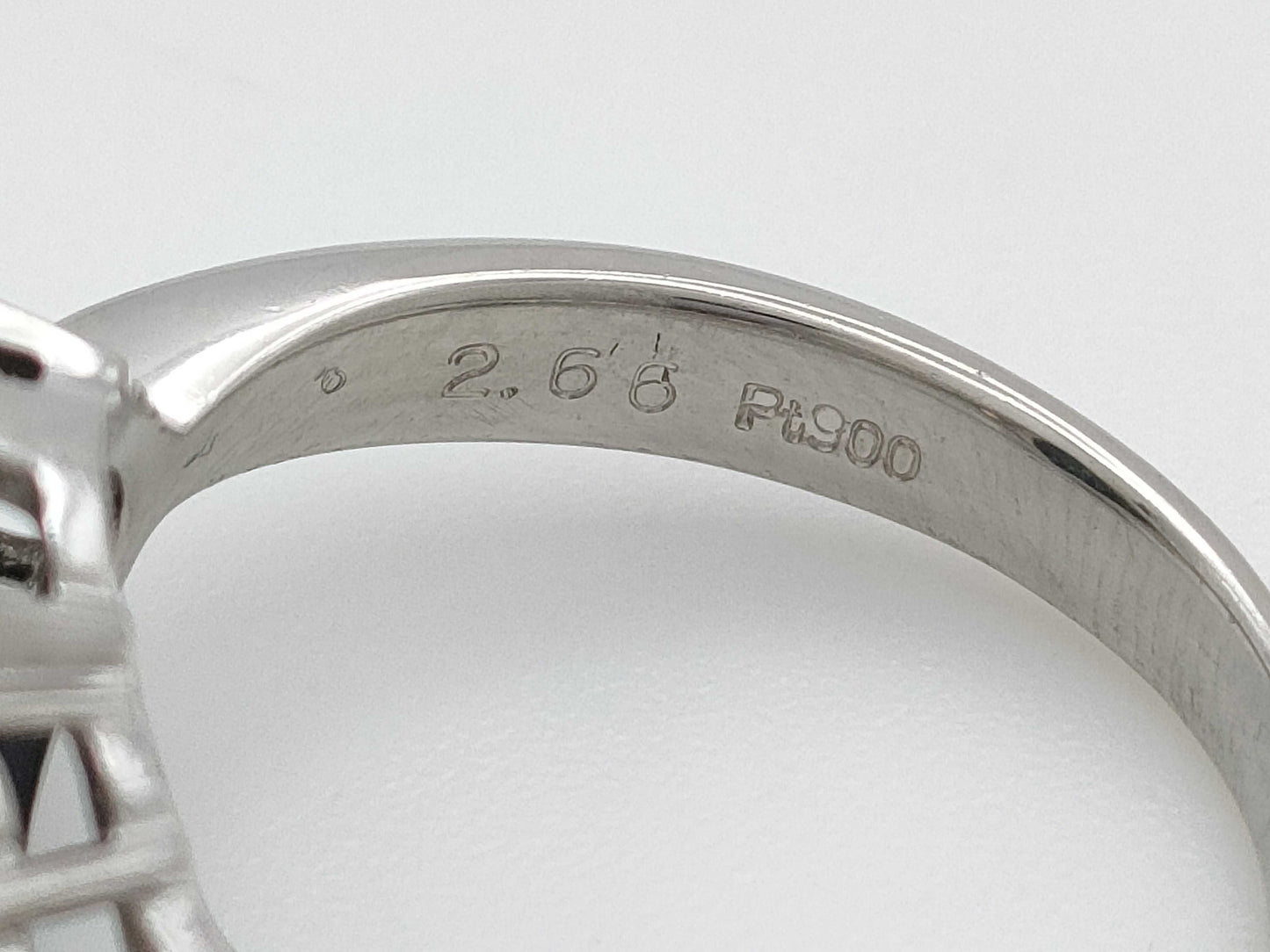 Black Opal 2.66ct D0.39ct PT900 6.7g Ring 