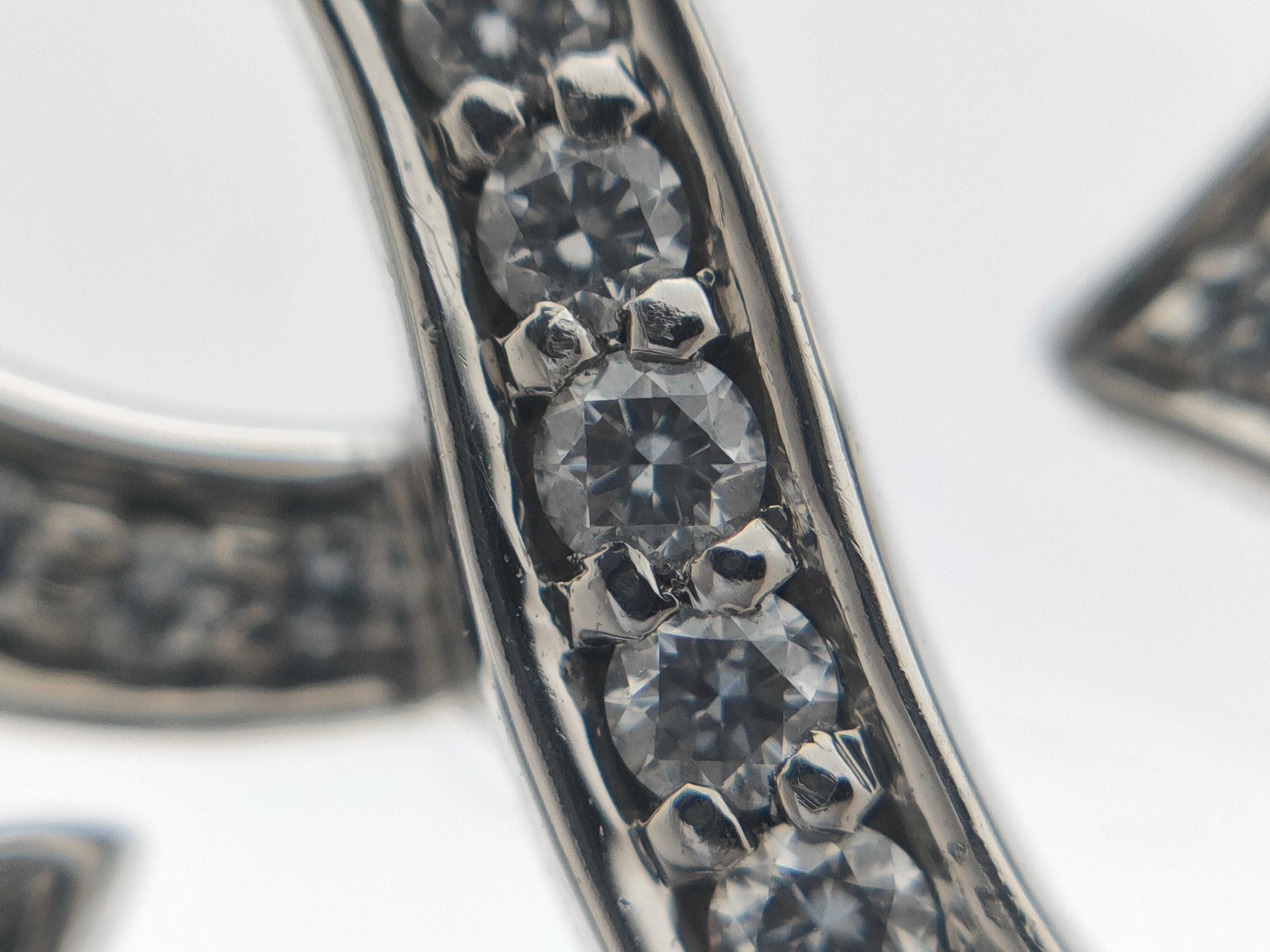 HARRY WINSTON Infinite Lily Cluster Diamond Necklace in PT950, 13.0g 