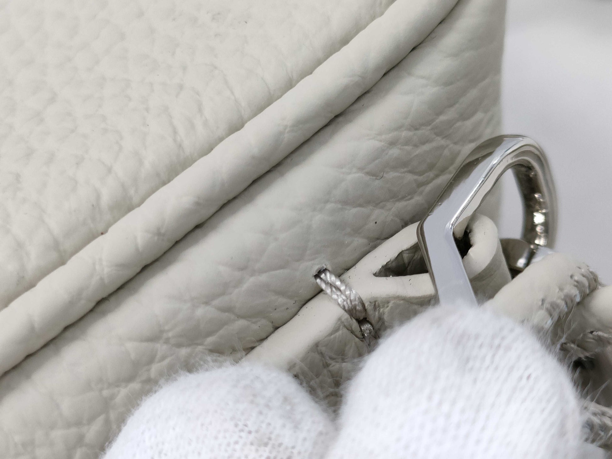 Vasic anyway shoulder bag, leather, greige.