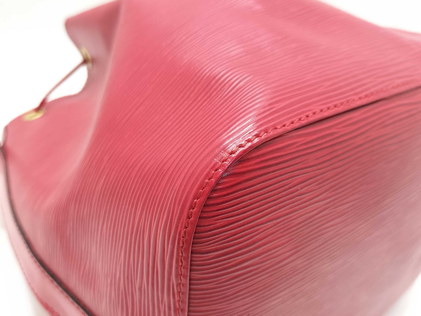 LOUIS VUITTON Epi Petit Noe M4410 Shoulder Bag