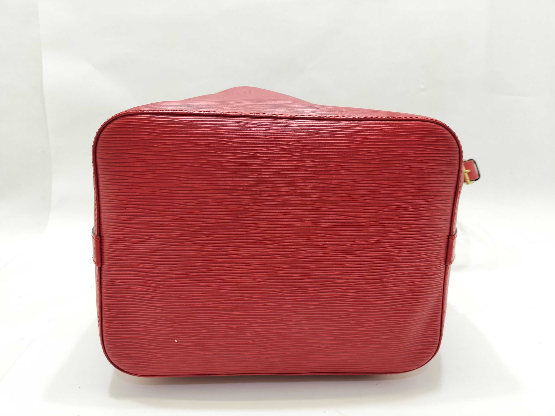 LOUIS VUITTON Epi Petit Noe M4410 Shoulder Bag