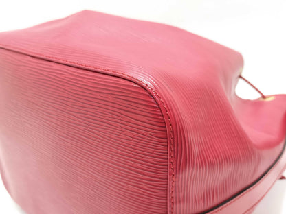 LOUIS VUITTON Epi Petit Noe M4410 Shoulder Bag