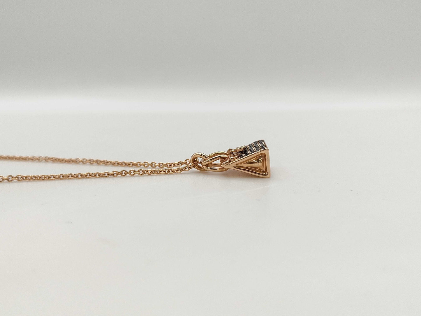 HERMES Kelly Spinel PG Au750 11.4g Necklace 