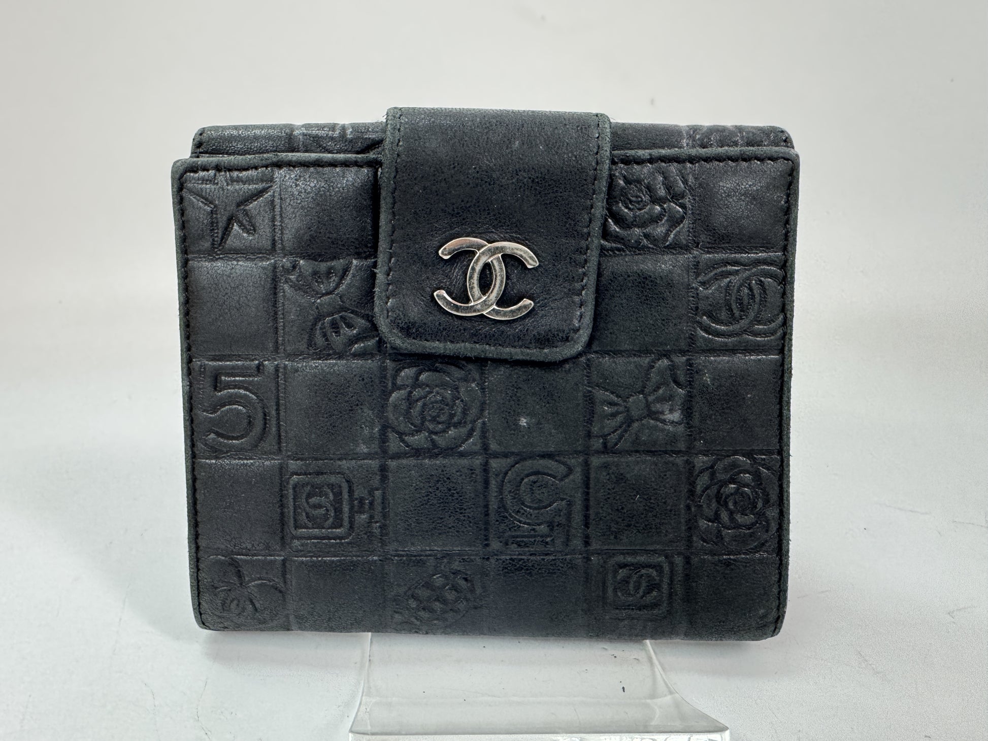 CHANEL Icon Series Wallet Wallet