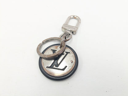 LOUIS VUITTON LV Circle Keychain Key Case/Keychain