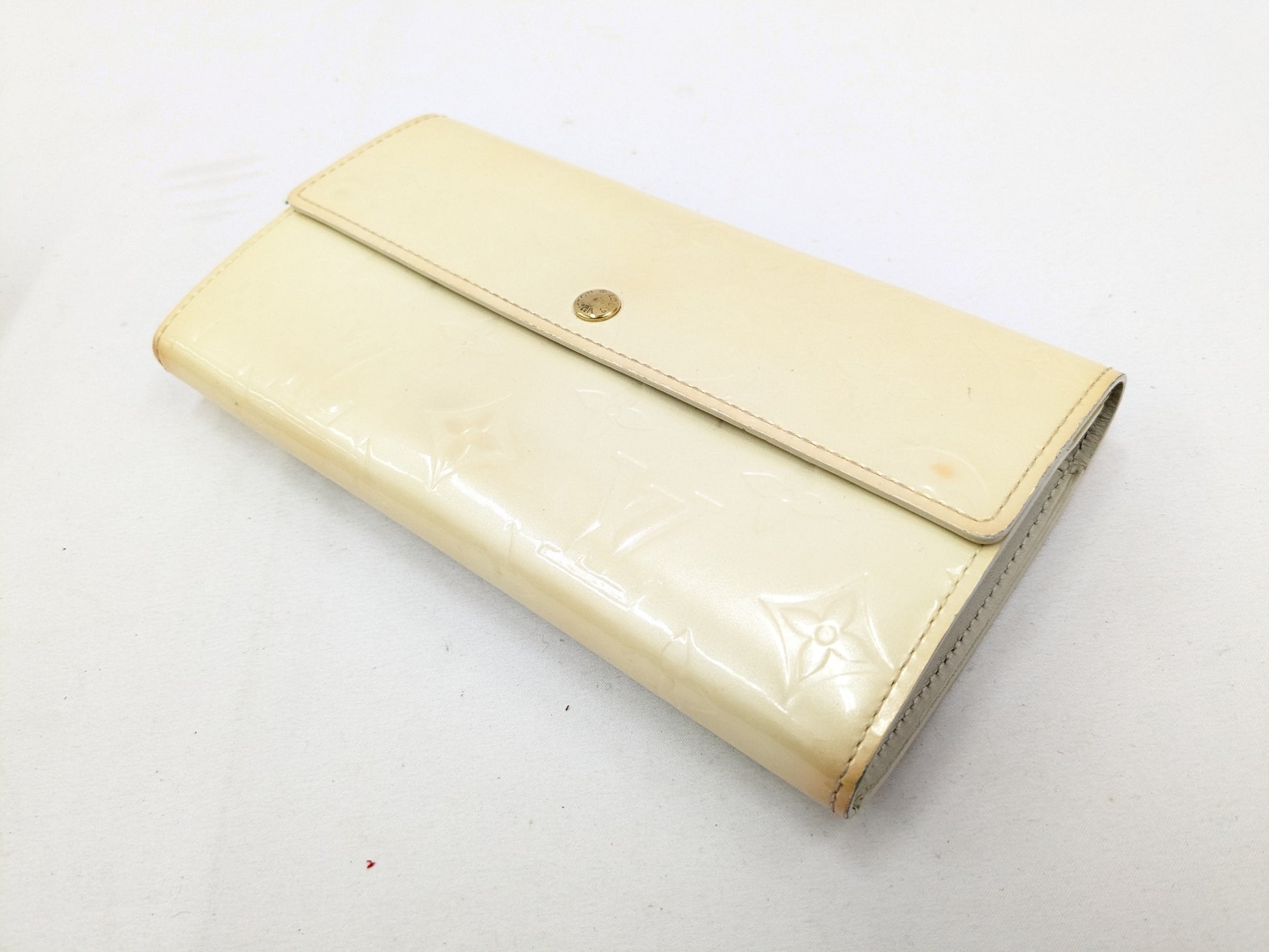 LOUIS VUITTON LV Vernis Sarah Wallet