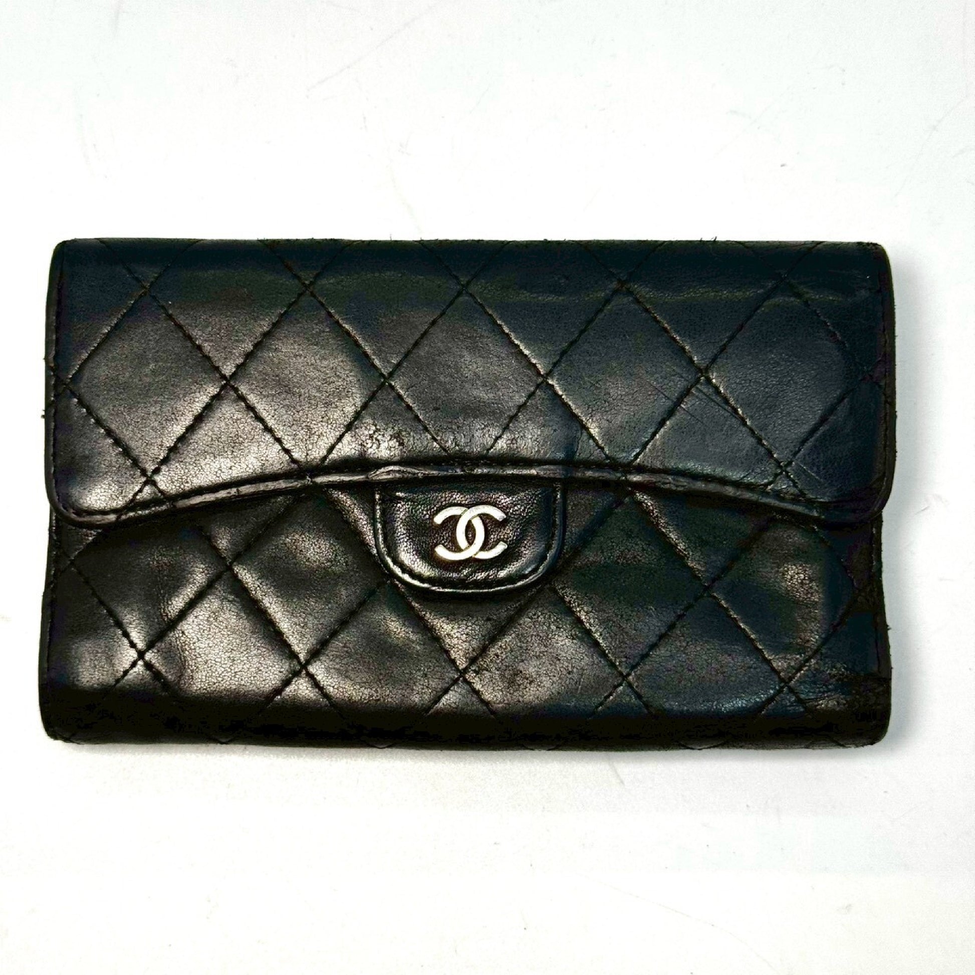 CHANEL Matlasse Lambskin Timeless Classic Tri-Fold Long Wallet Black 12545846
