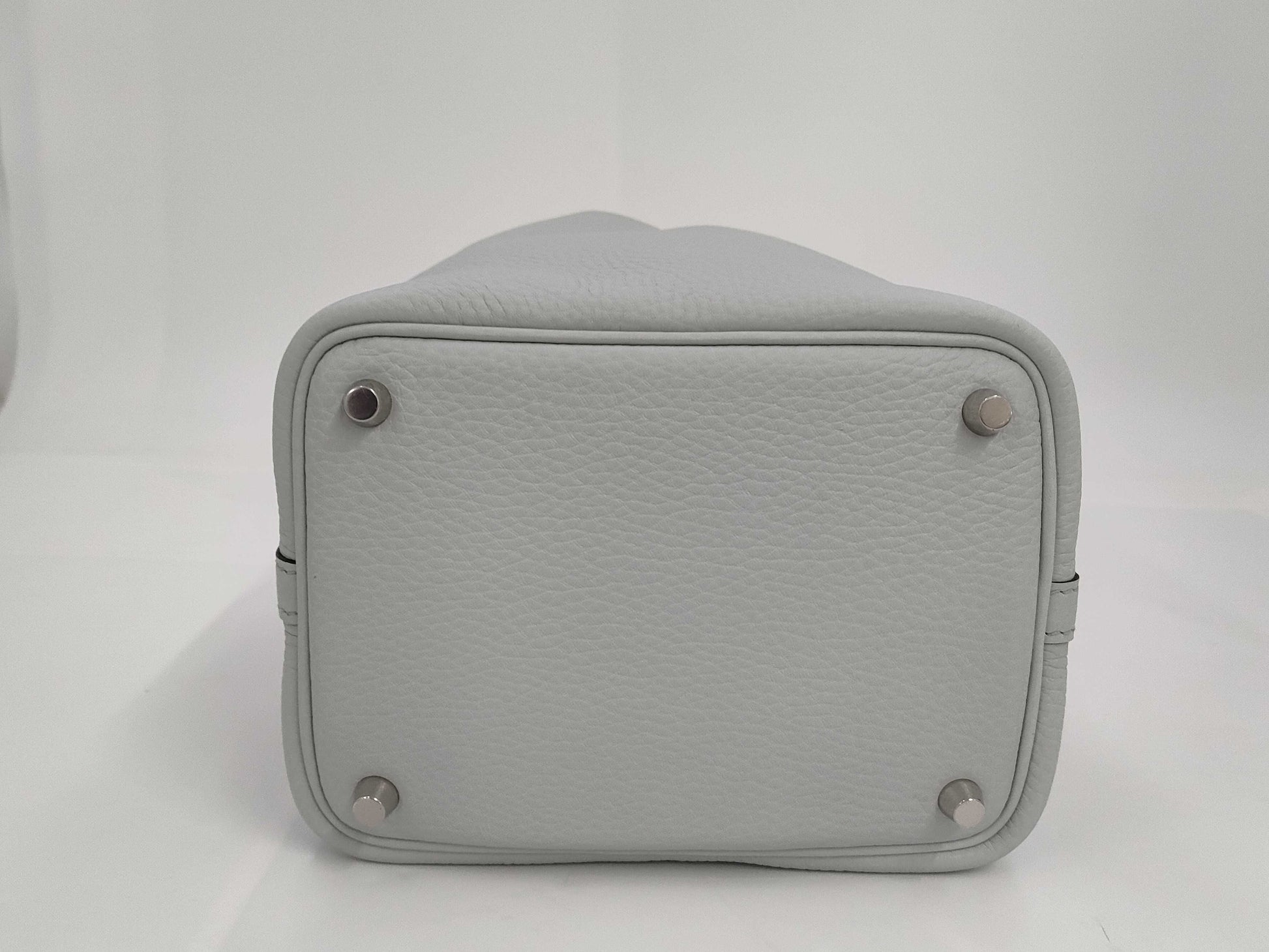 HERMES Picotin Lock 18 Blue Pale x Taurillon Clemence x Silver Hardware x Double Stamp WAK008MM Handbag