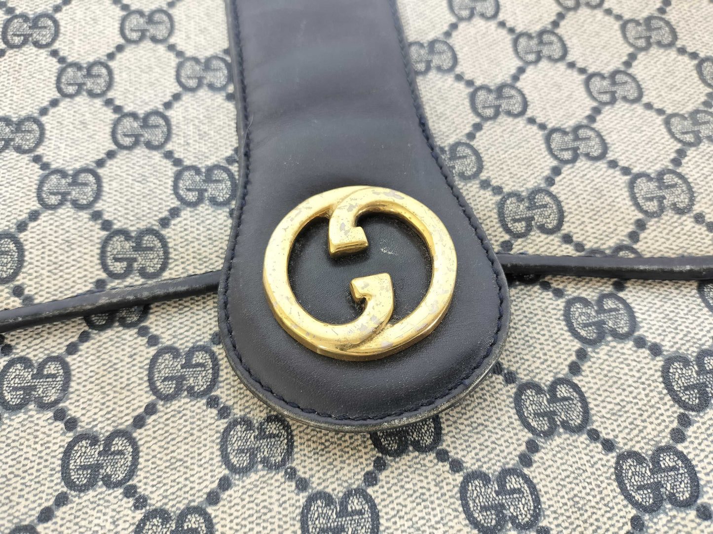 GUCCI GG Gucci Old Gucci GG Supreme Shoulder Bag Navy Shoulder Bag