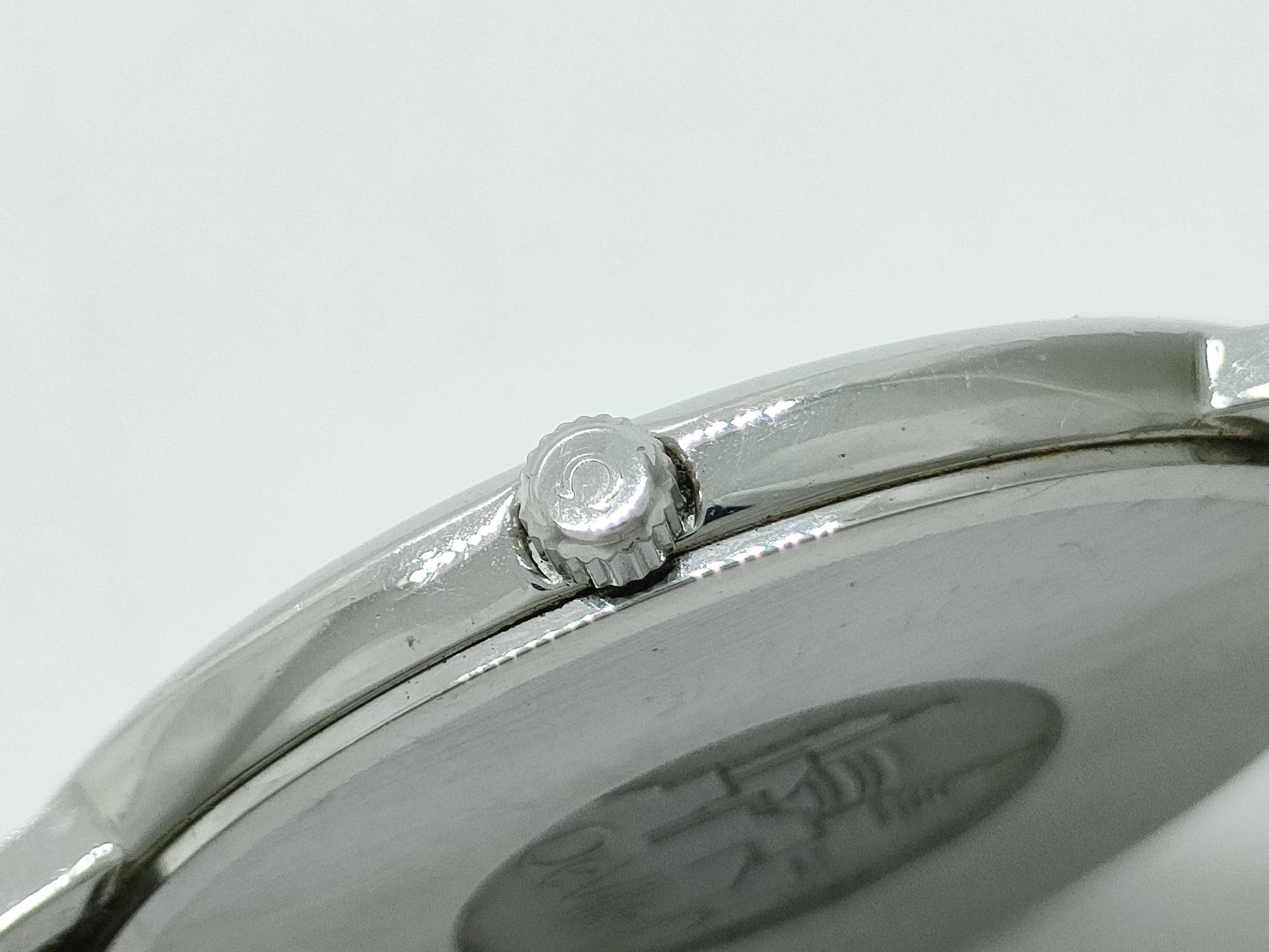 OMEGA De Ville 56349668 Stainless Steel/Leather/QZ Silver Dial Non-Working/No Operational Guarantee Boys' Watch