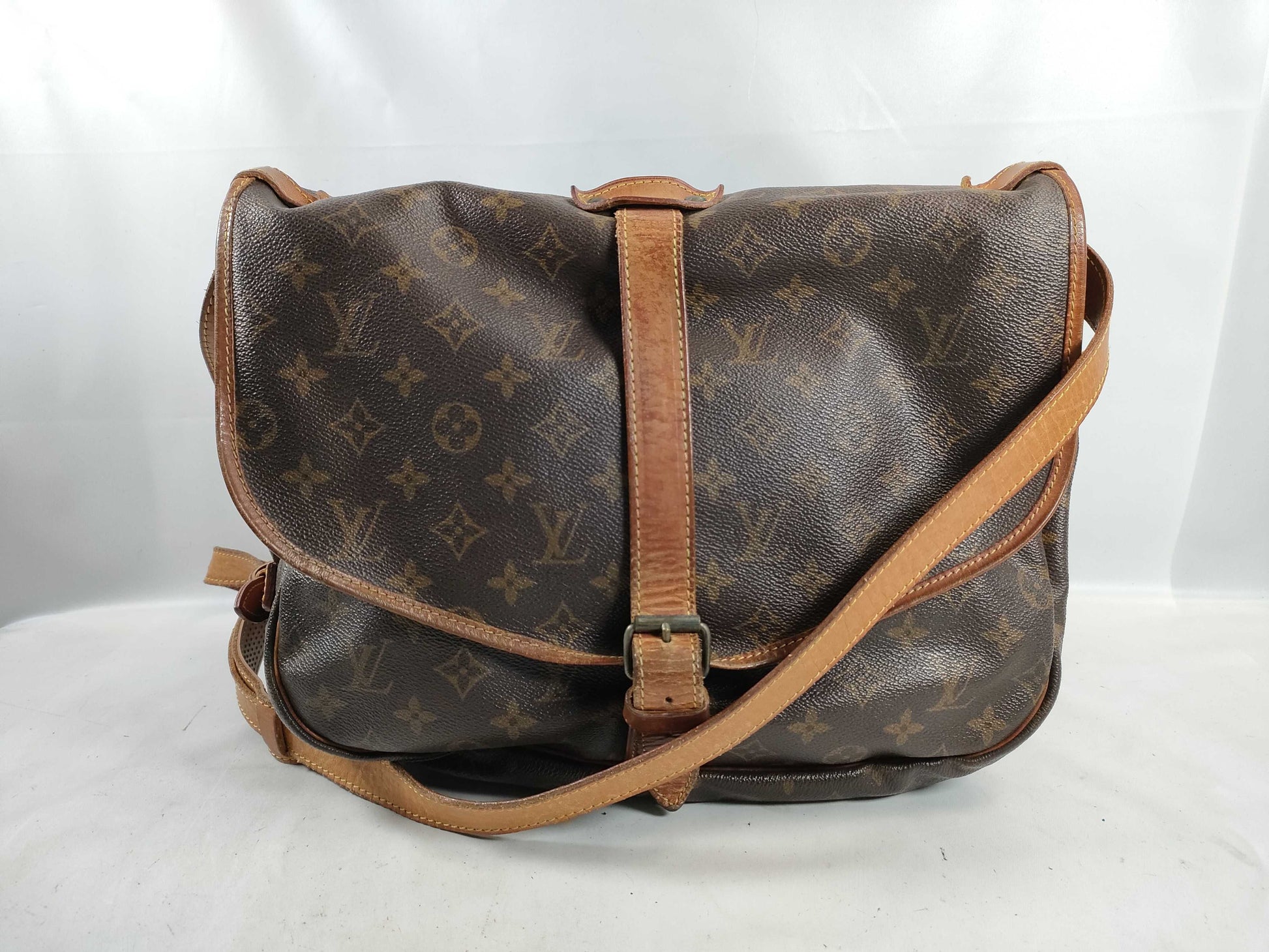 LOUIS VUITTON Monogram LV Monogram Saumur 35 M42254 AR8912 Shoulder Bag