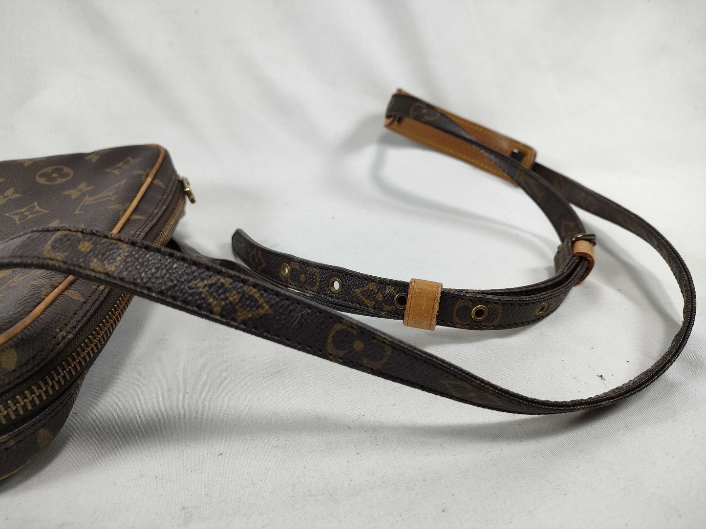 LOUIS VUITTON Monogram LV Monogram Marly Bandouliere M51828 TH1910 Shoulder Bag