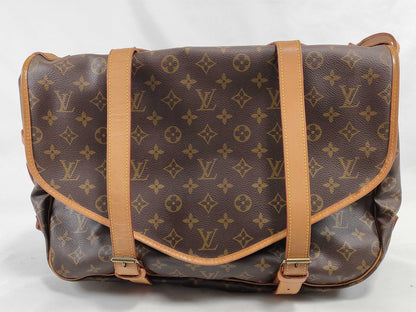 LOUIS VUITTON Monogram LV Monogram Saumur 43 M42252 AR8912 Shoulder Bag