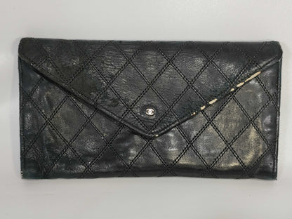 CHANEL Bicolore Lambskin Bi-fold Long Wallet in Black
