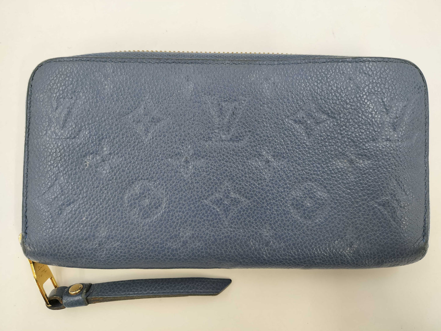 LOUIS VUITTON Monogram Empreinte Zippy Wallet